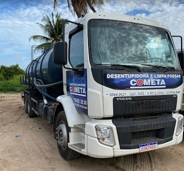 Caminhao Cometa Desentupidora e Limpa Fossa